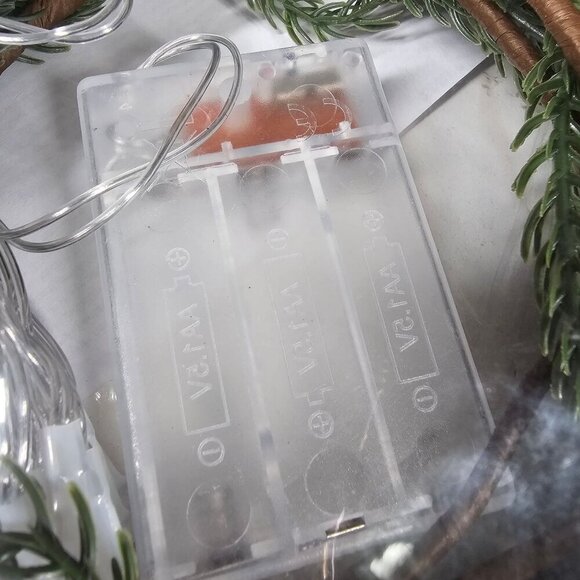 Artificial Greenery Garland With Battery-Powered LED Lights For Indoor Décor 6FT - Picture 2 of 6